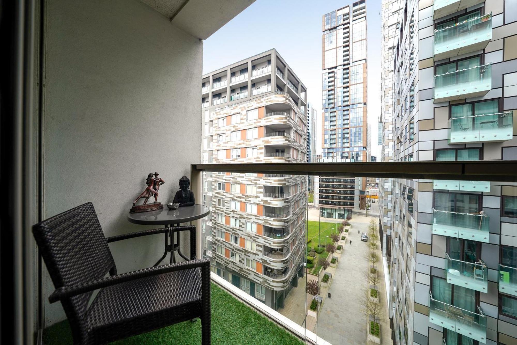 Ferienwohnung Cobalt Point 2 London Exterior foto